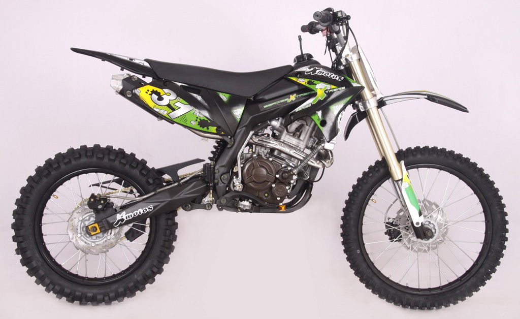 ICS CBF 31FS Enduro Cross Dirt Bike 250cc 4Takt Schwarz